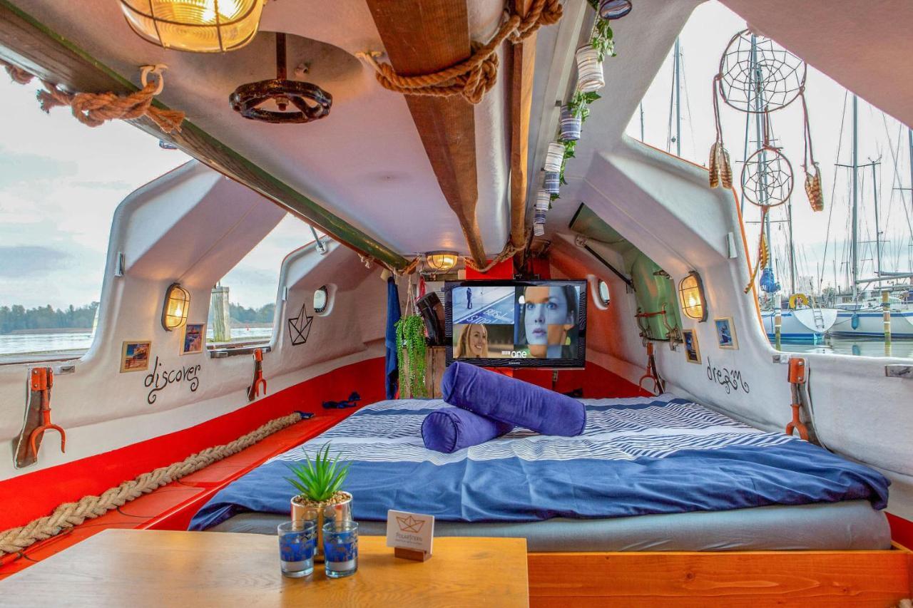Polarstern - Unique Boatstay! モニキンダム エクステリア 写真