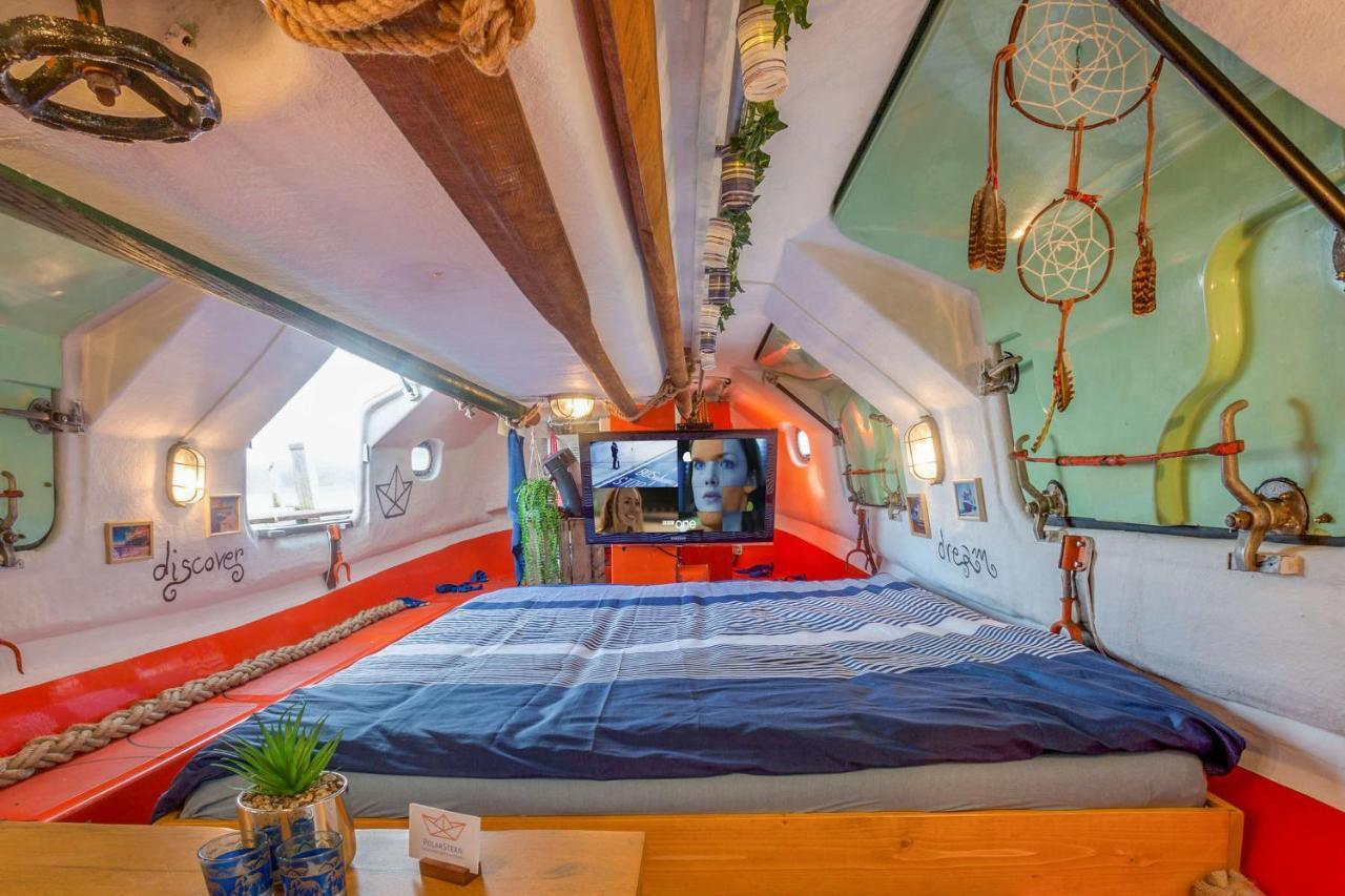 Polarstern - Unique Boatstay! モニキンダム エクステリア 写真