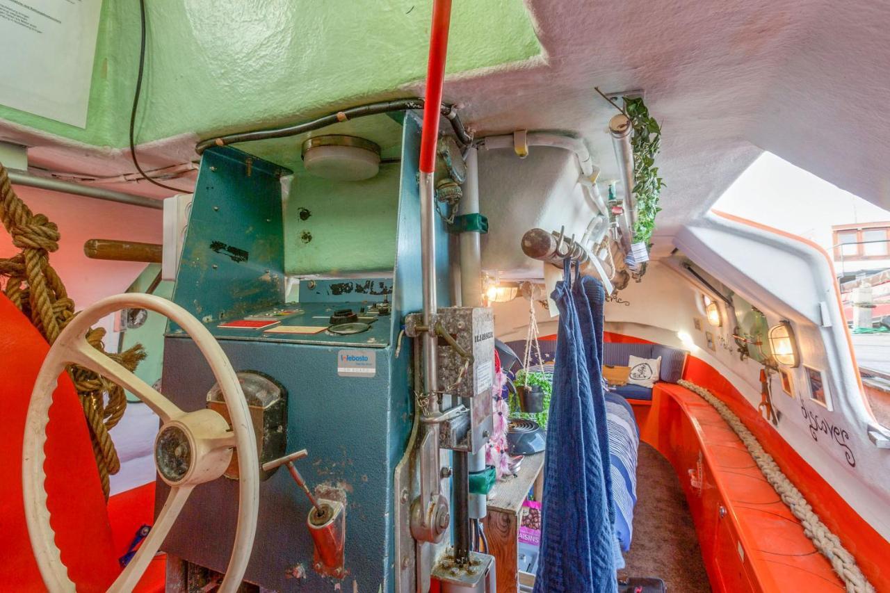 Polarstern - Unique Boatstay! モニキンダム エクステリア 写真